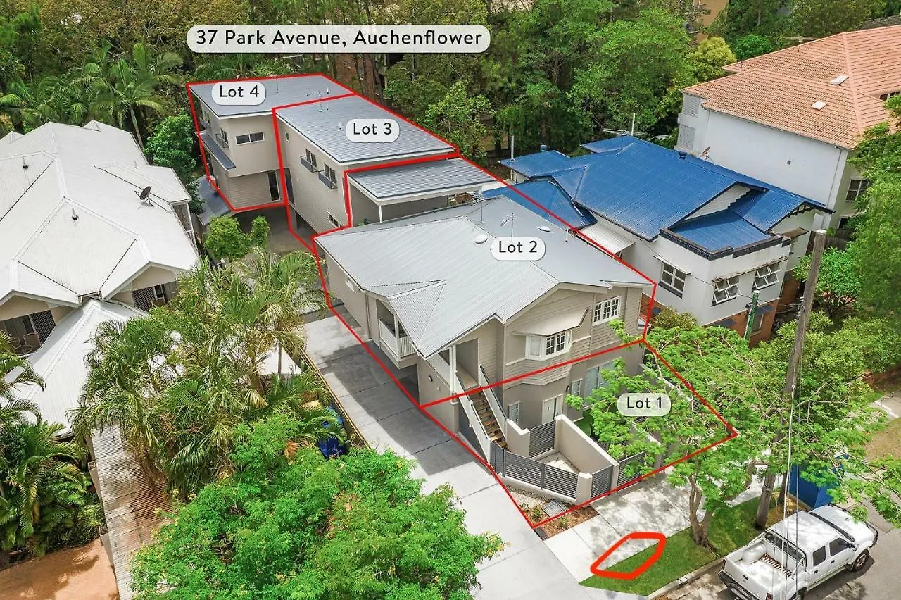 شقة Park Ave Retreat - 3 Carparks, Wifi, Bbq, King Bed بريزبين