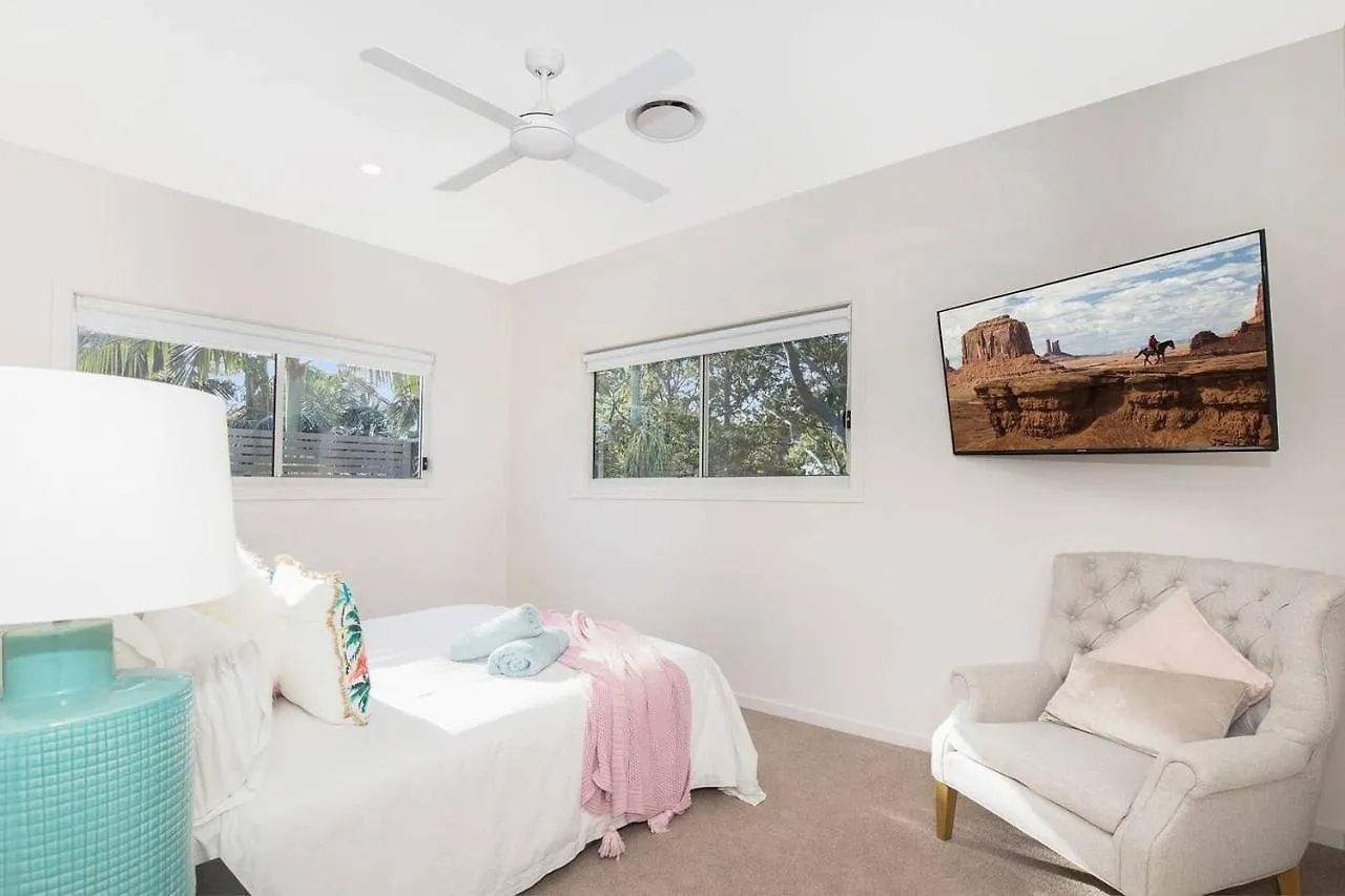 شقة Park Ave Retreat - 3 Carparks, Wifi, Bbq, King Bed بريزبين